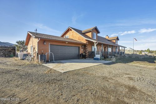 15034 N Red Rock Rd, Reno, NV, 89508-9530 | Card Image