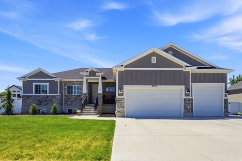 5035 1000, Clearfield, UT, 84015 | Card Image