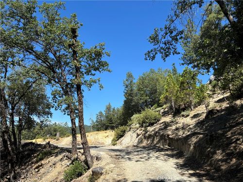 22670 Wildcat Ridge Rd, Sonora, CA, 95370-8979 | Card Image