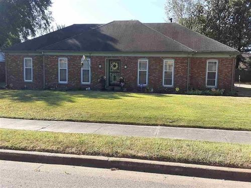 6541 Ivy Meadows Dr, Memphis, TN, 38115-4209 | Card Image