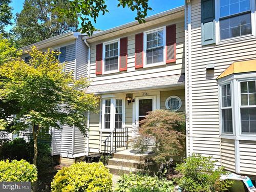 8561 Southlawn Ct, ALEXANDRIA, VA, 22309-1527 | Card Image