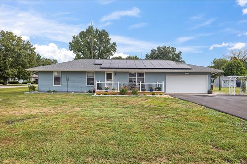1520 N 1900 East Rd, Shelbyville, IL, 62565-4565 | Card Image
