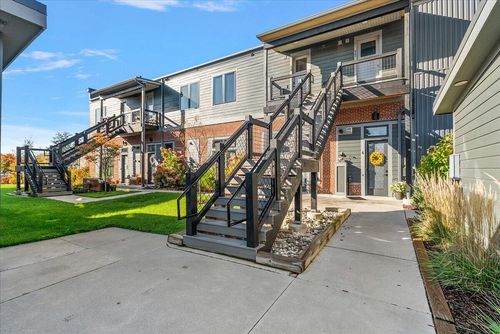 unit-10-220 King St, Lowell, MI, 49331-1466 | Card Image