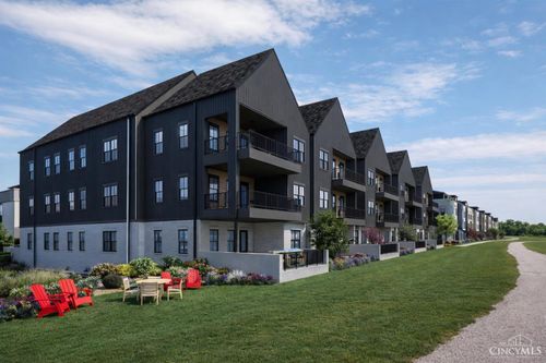 4240 Park Place Circle, Blue Ash, OH, 45242 | Card Image