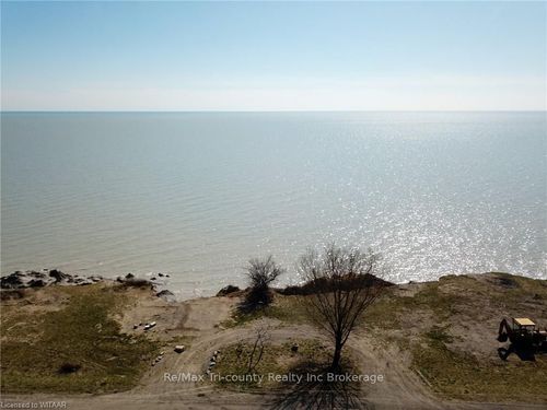 56081 Lakeshore Line, Port Burwell, ON, N0J1T0 | Card Image