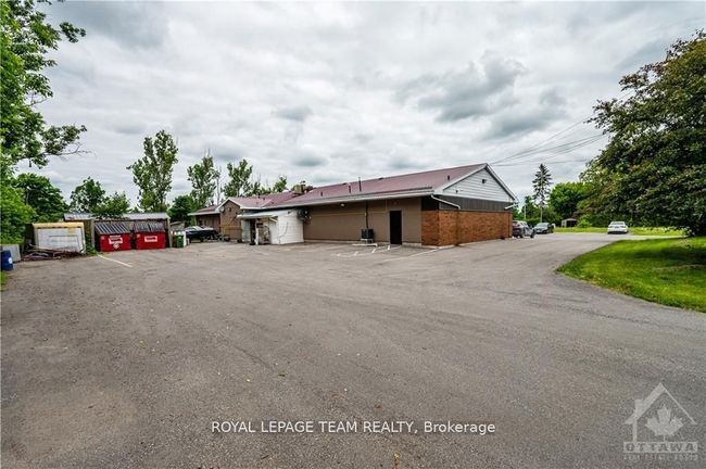 2858 Munster Rd, Home with 0 bedrooms, 0 bathrooms and null parking in Munster ON | Image 29