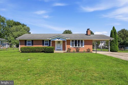 7913 Juniper Dr, Frederick, MD, 21702-2807 | Card Image