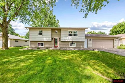 220 Connie Ln, Eagle Lake, MN, 56024-9607 | Card Image