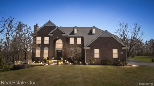 7136 N Meadows Trl, Dexter, MI, 48130-8633 | Card Image