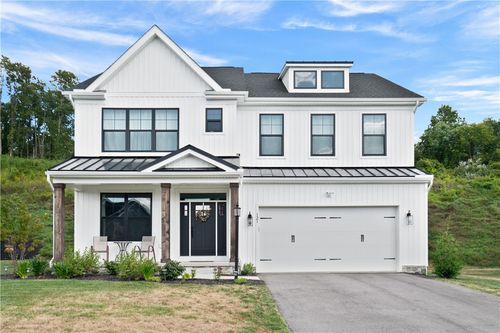 121 Maggie Dr, Eighty Four, PA, 15330-2585 | Card Image