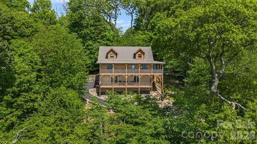 721 Mckinney Gap Dr, Mars Hill, NC, 28754-9381 | Card Image