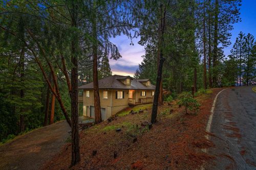 18120 Circle View Dr, Pioneer, CA, 95666-8815 | Card Image