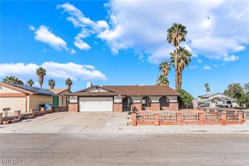 3164 Elmrock Pl, Las Vegas, NV, 89121-5630 | Card Image