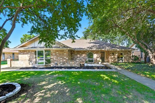1419 Juniper Ln, Lewisville, TX, 75077-2839 | Card Image