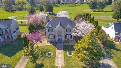 155 Muirfield Ct, CHARLES TOWN, WV, 25414-5235 | Card Image