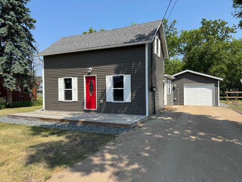 1013 2nd St Ne, Roseau, MN, 56751-1239 | Card Image