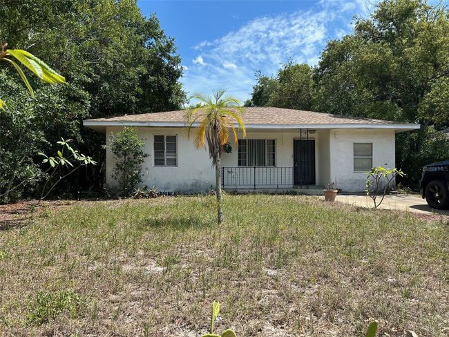909 Grand Central Street, House other with 2 bedrooms, 1 bathrooms and null parking in CLEARWATER FL | Image 1