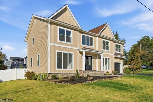 5 Sycamore Rd, Clark, NJ, 07066-2632 | Card Image