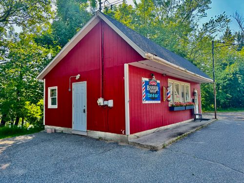 178 Main Street, Mexico, ME, 04257 | Card Image
