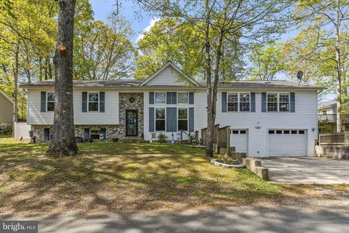 205 Pawnee Ln, LUSBY, MD, 20657-2549 | Card Image