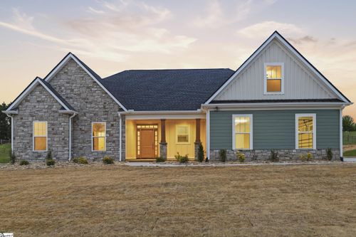 736 Stewart Gin Rd, Liberty, SC, 29657-9275 | Card Image