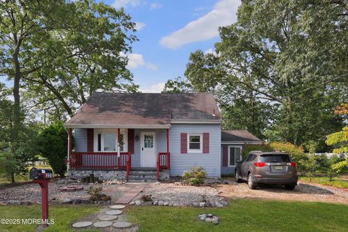 2225 2nd Ave, Toms River, NJ, 08753-6011 | Card Image