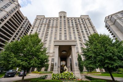 414 - 9245 Jane St, Condo with 1 bedrooms, 2 bathrooms and 1 parking in Vaughan ON | Image 2