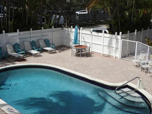 d11-1872 Ne 46th St, Fort Lauderdale, FL, 33308-7702 | Card Image