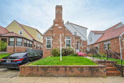 50-24 194th Street, New York, NY, 11365 | Card Image