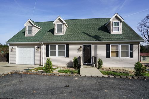 256 Spring St, Morgantown, WV, 26505-3532 | Card Image