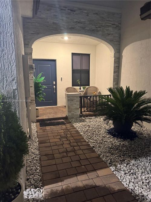 11933 Sw 247th Ter, Homestead, FL, 33032-3029 | Card Image