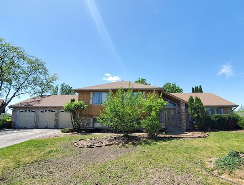 18628 Becker Ter, Country Club Hills, IL, 60478-4437 | Card Image