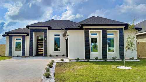 1205 Moses Dr, San Juan, TX, 78589-1226 | Card Image