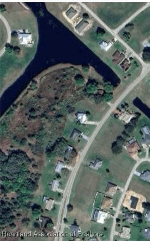 520 Foxhall Cir, SEBRING, FL, 33876 | Card Image