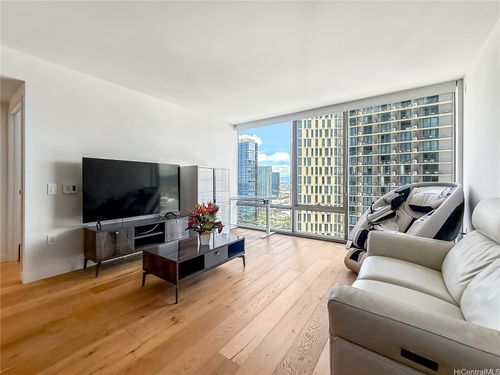 2505-1001 Queen St, Honolulu, HI, 96814-5231 | Card Image