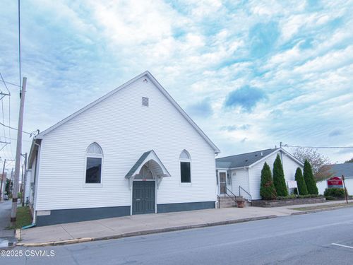 238 Walnut St, Sunbury, PA, 17801-3136 | Card Image