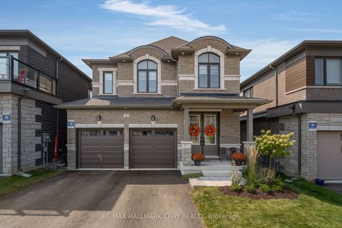 4 Periwinkle Rd, Minesing, ON, L9X2E2 | Card Image