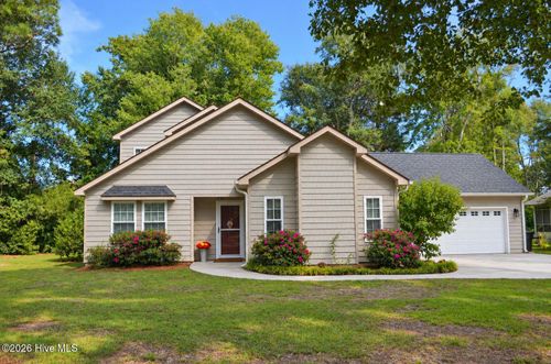 216 Lord Granville Dr, Morehead City, NC, 28557-8955 | Card Image