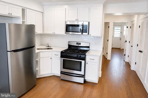 604 17th St Ne, WASHINGTON, DC, 20002-4616 | Card Image
