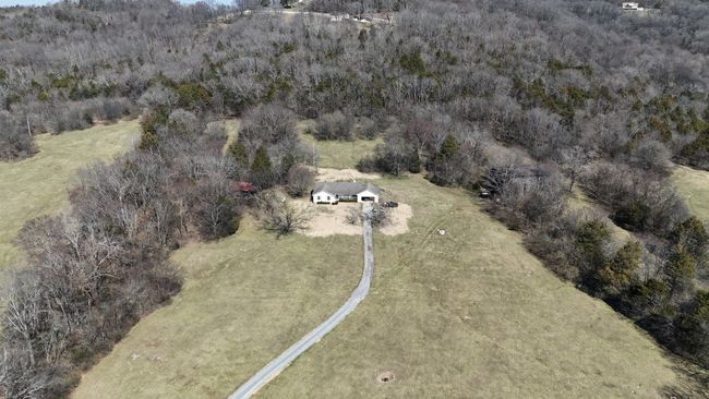 10585 Highway 25 E, House other with 3 bedrooms, 2 bathrooms and 2 parking in Hartsville TN | Image 39