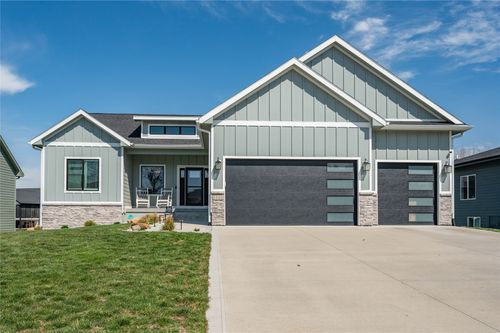 1601 Marina Cove Dr, Polk City, IA, 50226-2307 | Card Image