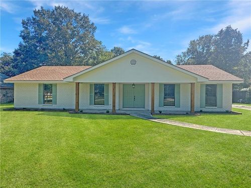 301 Steele Rd, Slidell, LA, 70461-5110 | Card Image