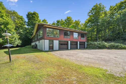 4159 Muskoka 117 Road, Lake of Bays, ON, P0B1A0 | Card Image