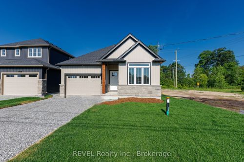 1133 Dipietro St, Fort Erie, ON, L2A4J4 | Card Image