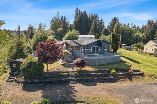 526 Taft Ave, Raymond, WA, 98577-5006 | Card Image