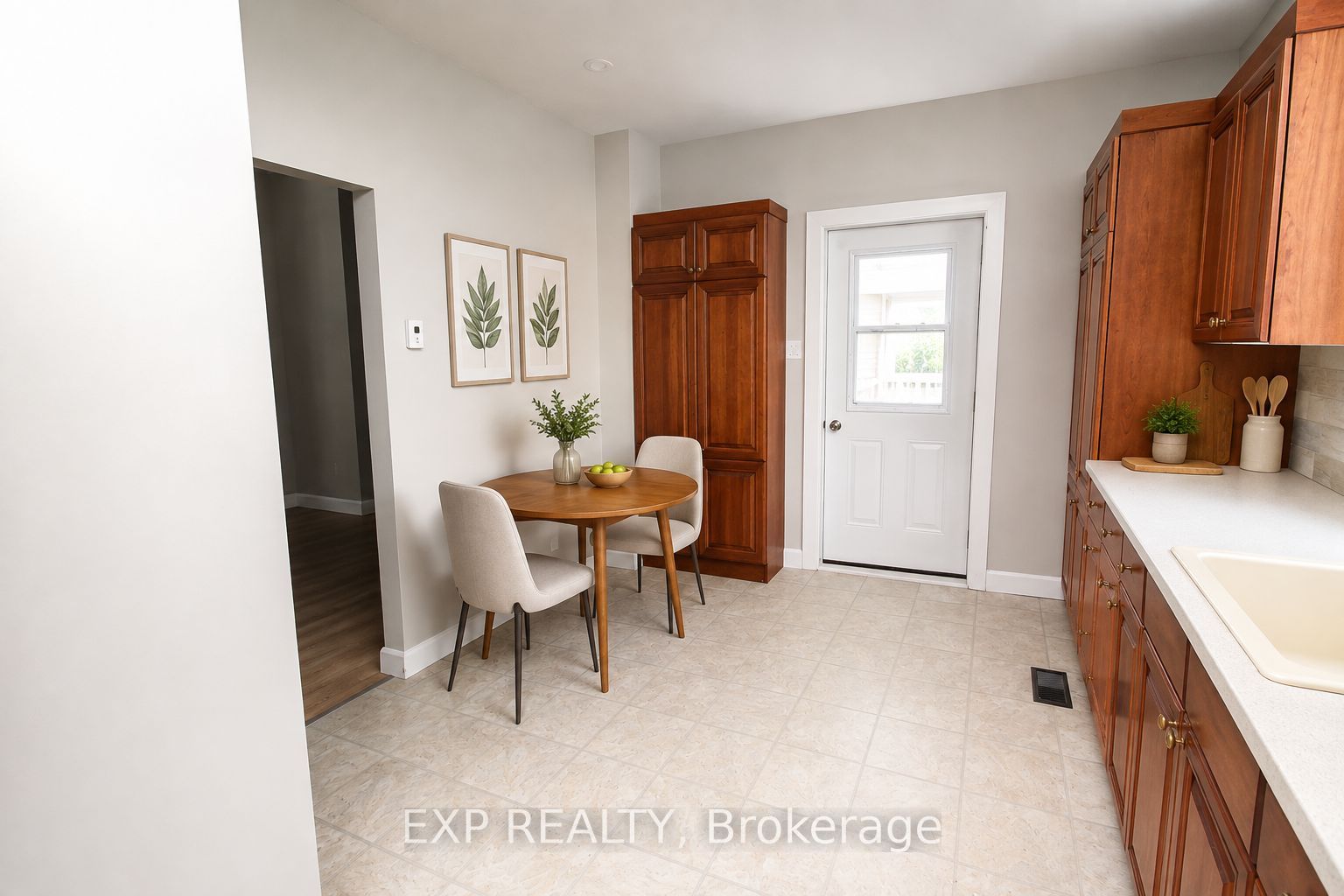 Residential Lease in North Stormont 5