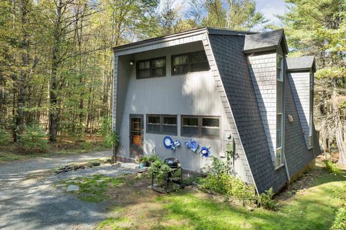 402 Marsh Family Rd, White River Junction, VT, 05001 | Card Image