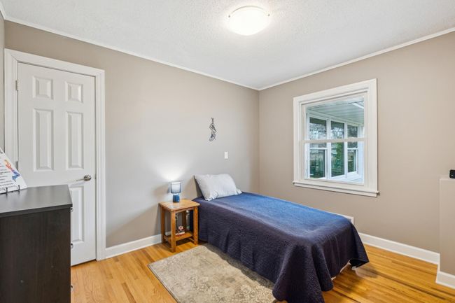 3rd bed on the main level | Image 9