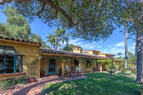 2016 Foothill Rd, SANTA BARBARA, CA, 93105-2325 | Card Image