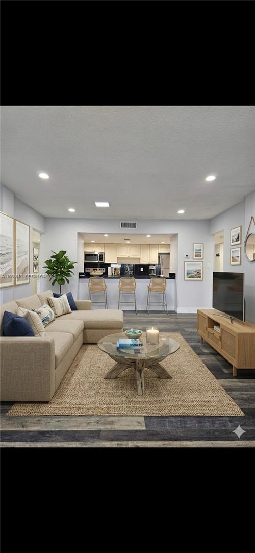 apt-412-6930 Nw 186th St, Hialeah, FL, 33015-3232 | Card Image